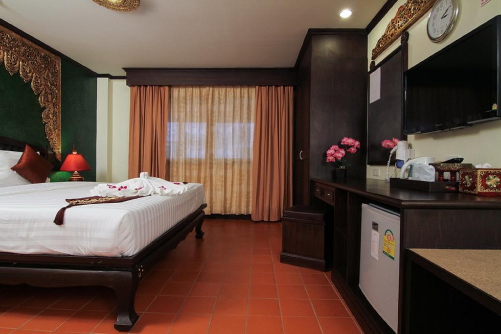 Pl Guesthouse Patong Ngoại thất bức ảnh